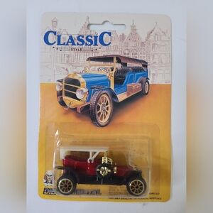 Vintage Classic Style Diecast Car Red Antique Model Sealed Blister Pack NOS